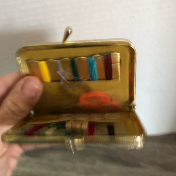 Vtg Gold Embossed Travel Sewing Kit - Picture 5 of 9